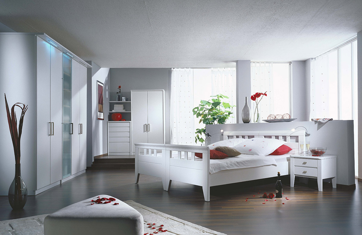 Schlafzimmer Concept II in Lack Weiß